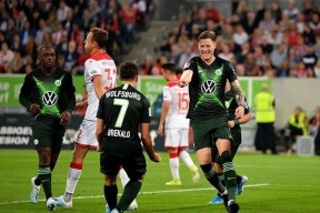 AG体育-雷根斯堡主场迎战求胜欲望高涨引人瞩目(雷根斯堡碧蓝航线图片)